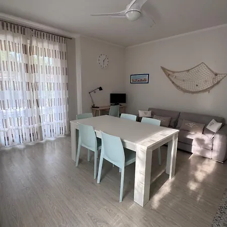 Villaggio Laguna Apt3 Apartment